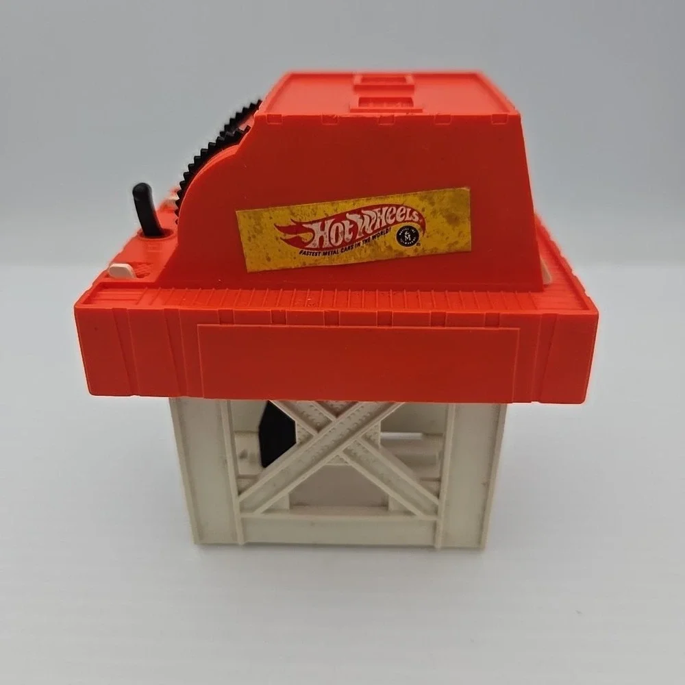 Vintage Mattel Hot Wheels Single Lane Automatic Lap Counter W/ Bonus‎ Car